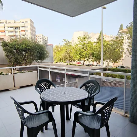 Apartment Athenea 3000
